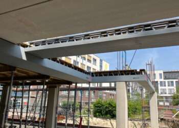poteau beton apparent structure mixte